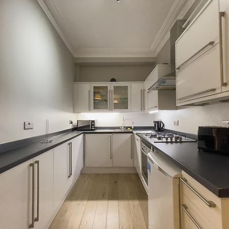 Appartamento Hyde Park Haven By Urban Retreats Londra Esterno foto